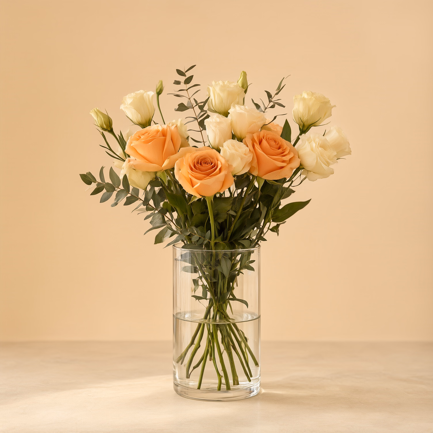 Rose Arancioni e Lisianthus Crema
